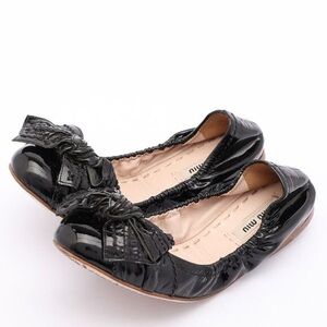 MIU MIU Black PATENT LEATHER Bow Flats